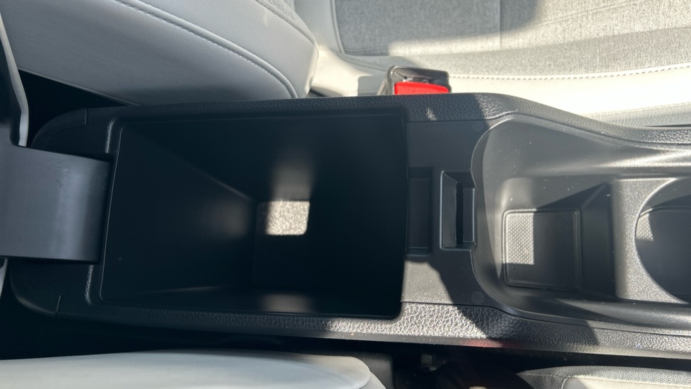 Honda Jazz 1.5 i-MMD Hybrid EX 5dr eCVT Hybrid Hatchback - Image 27