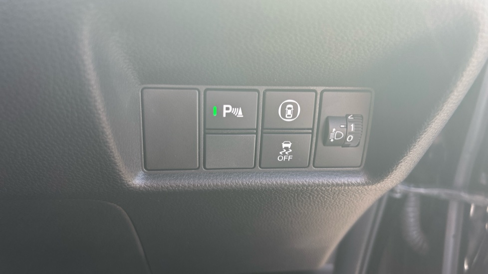 Honda Jazz 1.5 i-MMD Hybrid EX 5dr eCVT Hybrid Hatchback - Image 32