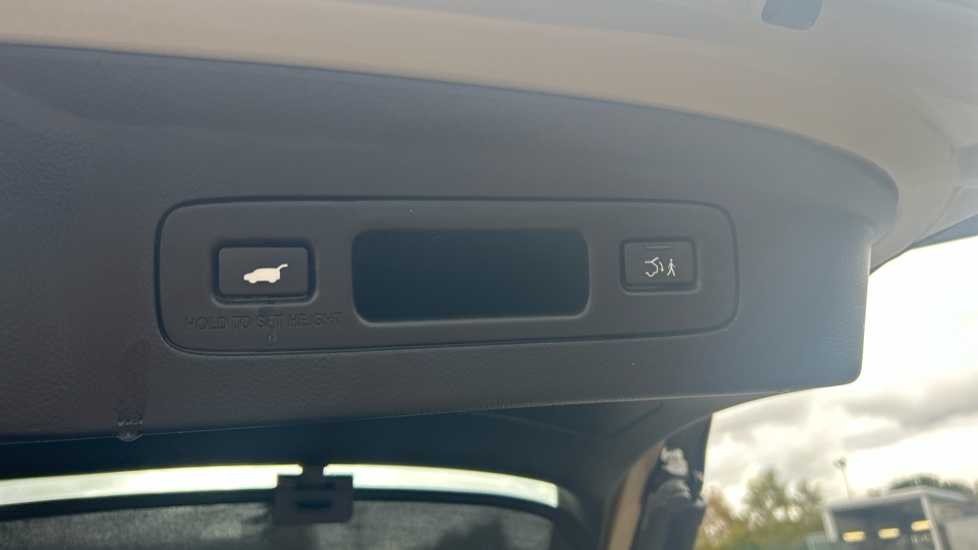 Honda HR-V 1.5 eHEV Advance 5dr CVT Hybrid Hatchback - Image 33