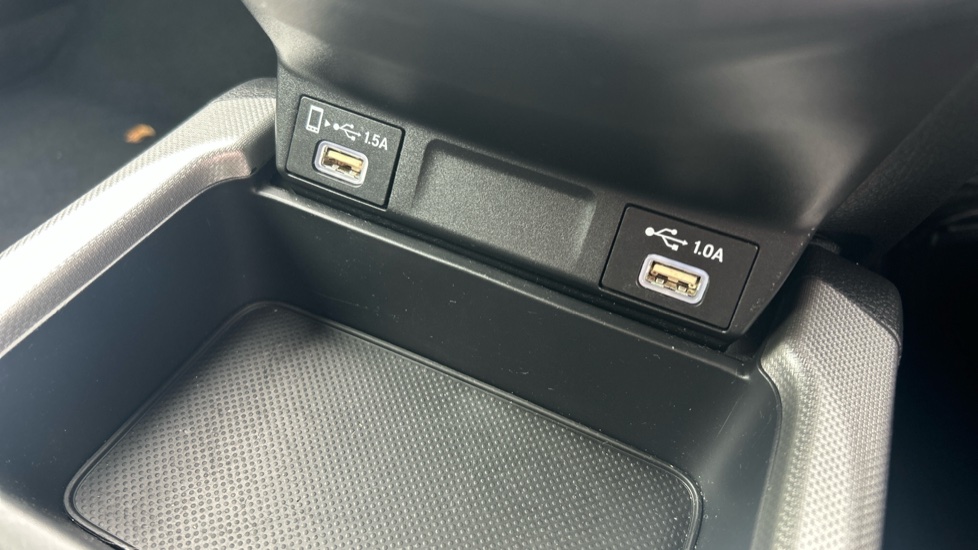 Honda CR-V 2.0 i-MMD Hybrid SR  2WD 5dr eCVT Hybrid Estate - Image 28