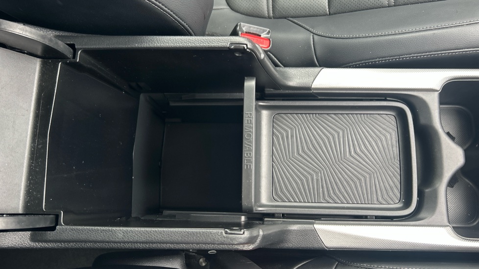 Honda CR-V 2.0 i-MMD Hybrid SR  2WD 5dr eCVT Hybrid Estate - Image 30