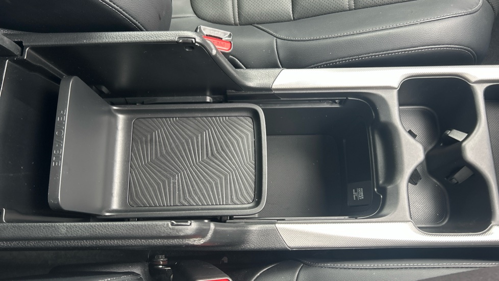 Honda CR-V 2.0 i-MMD Hybrid SR  2WD 5dr eCVT Hybrid Estate - Image 31