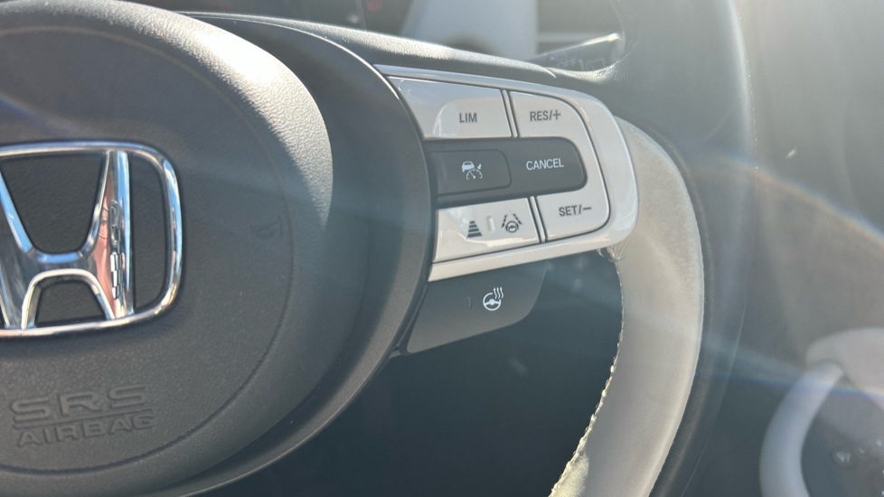 Honda Jazz 1.5 i-MMD Hybrid EX 5dr eCVT Hybrid Hatchback - Image 15