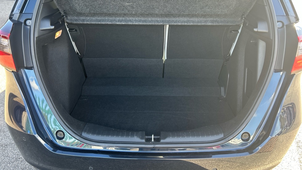 Honda Jazz 1.5 i-MMD Hybrid EX 5dr eCVT Hybrid Hatchback - Image 38