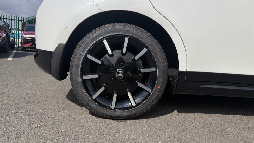 Honda Honda E 113kW Advance 36kWh 5dr Auto Electric Hatchback - Image 9