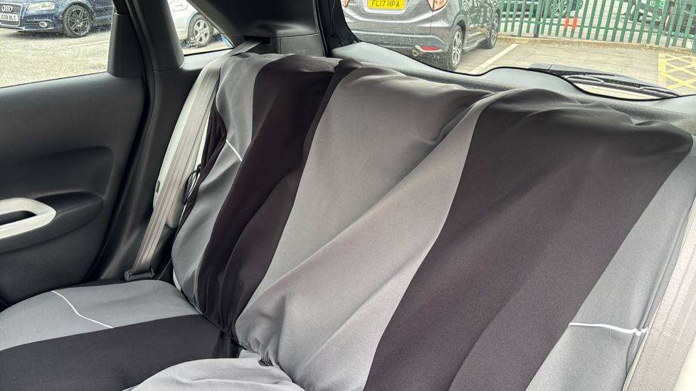 Honda Jazz 1.5 i-MMD Hybrid EX 5dr eCVT Hybrid Hatchback - Image 8