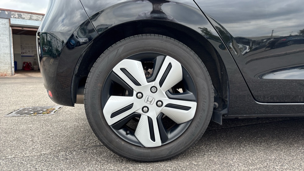 Honda Jazz 1.5 i-MMD Hybrid EX 5dr eCVT Hybrid Hatchback - Image 9