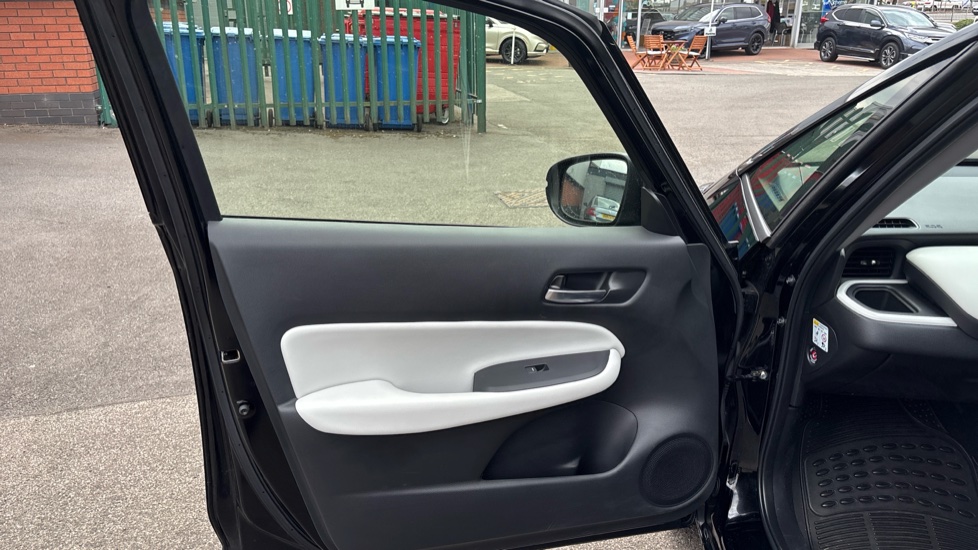 Honda Jazz 1.5 i-MMD Hybrid EX 5dr eCVT Hybrid Hatchback - Image 16