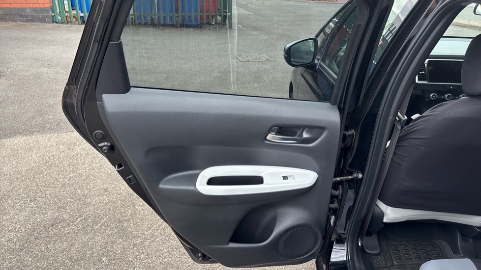 Honda Jazz 1.5 i-MMD Hybrid EX 5dr eCVT Hybrid Hatchback - Image 17