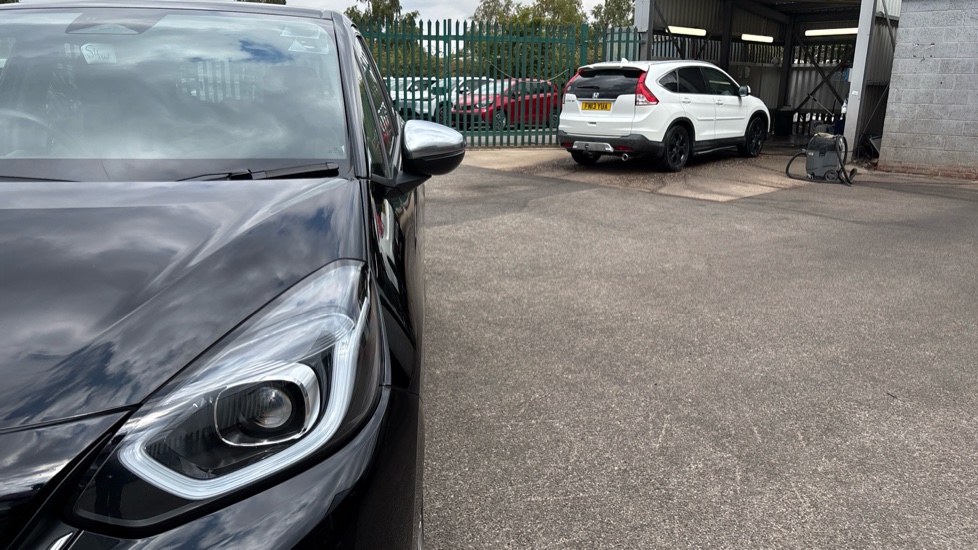 Honda Jazz 1.5 i-MMD Hybrid EX 5dr eCVT Hybrid Hatchback - Image 24