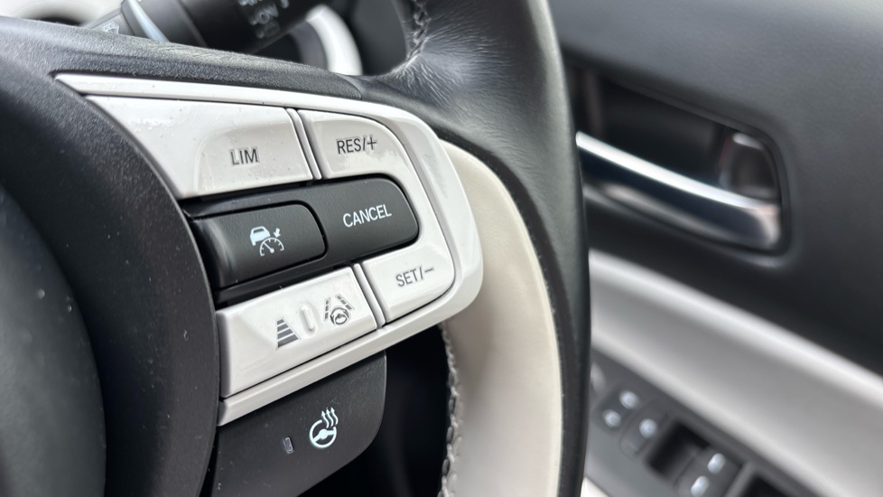 Honda Jazz 1.5 i-MMD Hybrid EX 5dr eCVT Hybrid Hatchback - Image 27