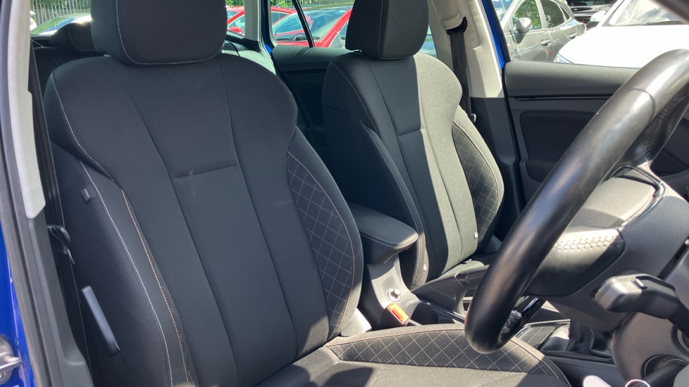 Skoda Kamiq 1.0 TSI 95 SE Drive 5dr Petrol Hatchback - Image 39