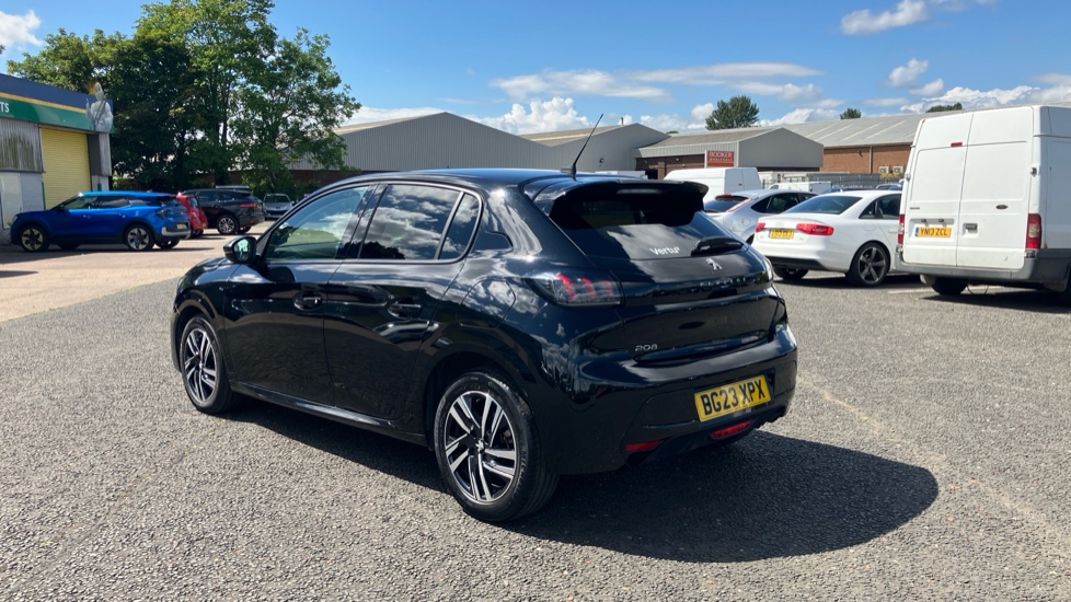 Peugeot 208 1.2 PureTech 100 Allure Premium + 5dr EAT8 Petrol Hatchback - Image 25