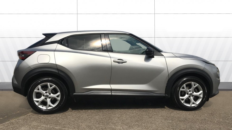 Nissan Juke 1.0 DiG-T N-Connecta 5dr Petrol Hatchback - Image 5