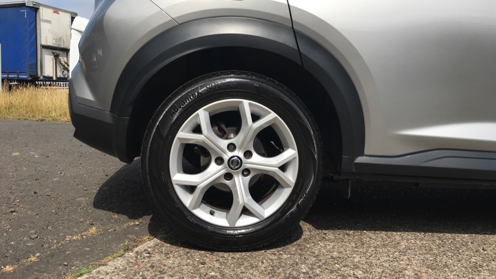 Nissan Juke 1.0 DiG-T N-Connecta 5dr Petrol Hatchback - Image 7