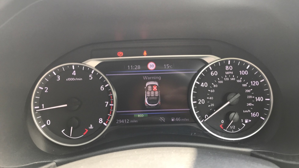 Nissan Juke 1.0 DiG-T N-Connecta 5dr Petrol Hatchback - Image 18