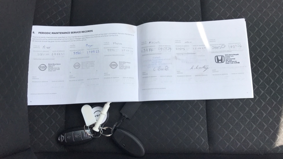 Nissan Juke 1.0 DiG-T N-Connecta 5dr Petrol Hatchback - Image 19