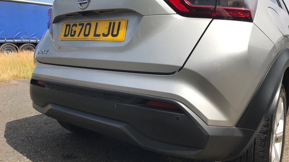Nissan Juke 1.0 DiG-T N-Connecta 5dr Petrol Hatchback - Image 31