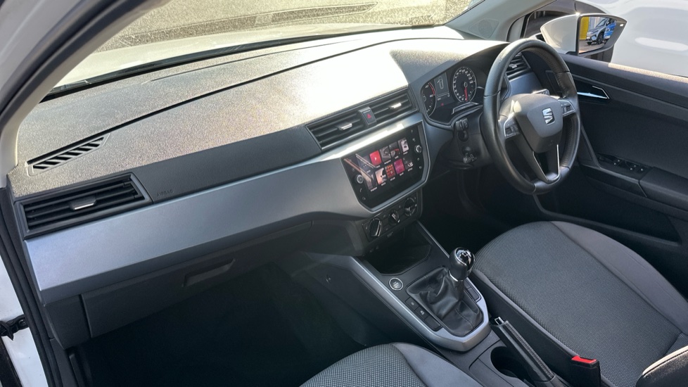 SEAT Arona 1.6 TDI SE Technology Lux [EZ] 5dr Diesel Hatchback - Image 9