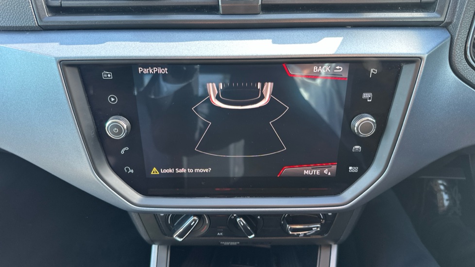 SEAT Arona 1.6 TDI SE Technology Lux [EZ] 5dr Diesel Hatchback - Image 36