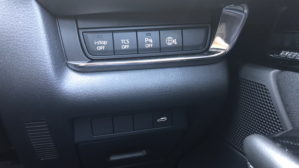 Mazda CX-30 2.0 e-Skyactiv X MHEV Exclusive-Line 5dr Petrol Hatchback - Image 33