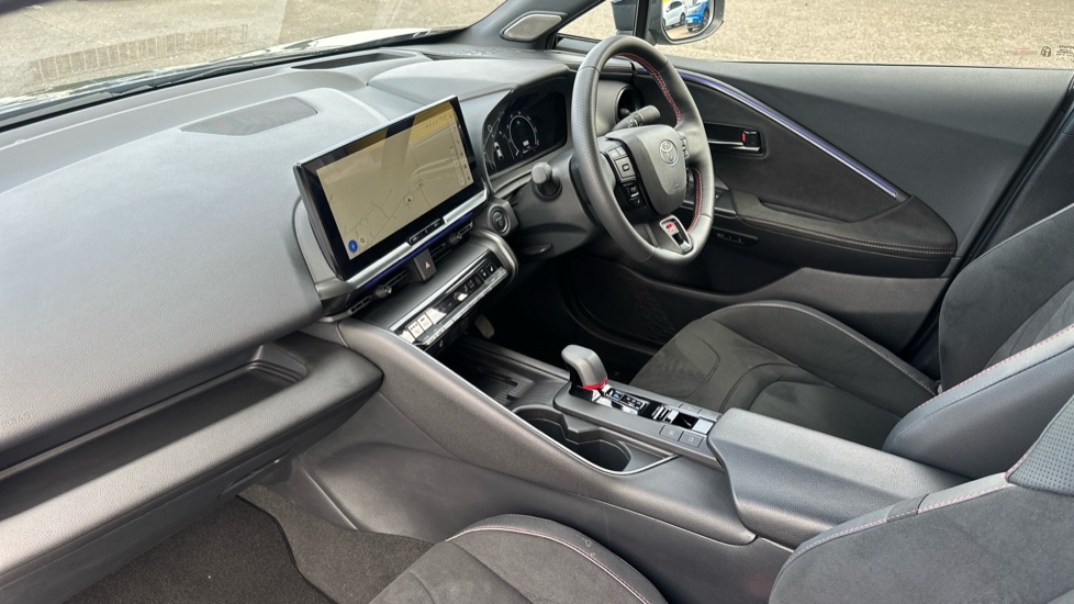 Toyota C-HR 2.0 PHEV GR Sport 5dr CVT Hatchback - Image 9