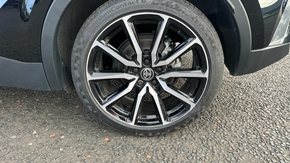 Toyota C-HR 2.0 PHEV GR Sport 5dr CVT Hatchback - Image 23