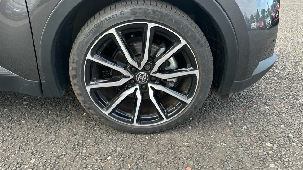 Toyota C-HR 2.0 PHEV GR Sport 5dr CVT Hatchback - Image 25