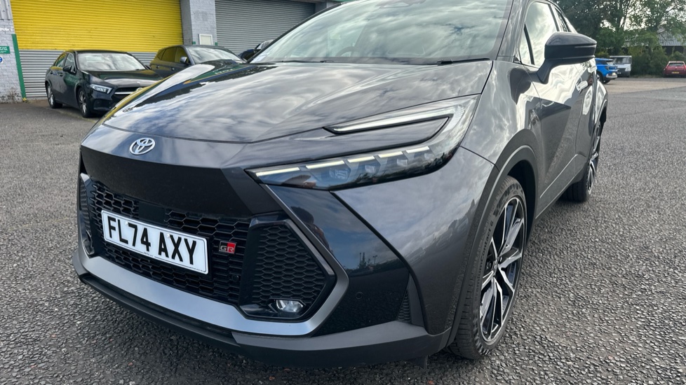 Toyota C-HR 2.0 PHEV GR Sport 5dr CVT Hatchback - Image 27