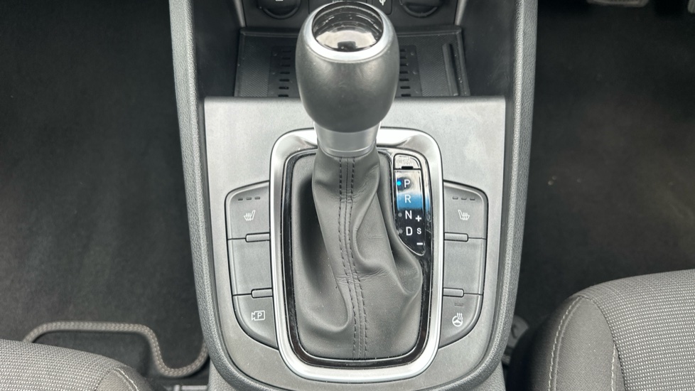 Hyundai KONA 1.6 GDi Hybrid Premium 5dr DCT Hybrid Hatchback - Image 21