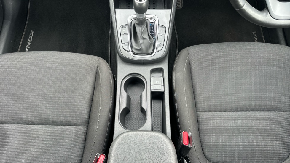 Hyundai KONA 1.6 GDi Hybrid Premium 5dr DCT Hybrid Hatchback - Image 22