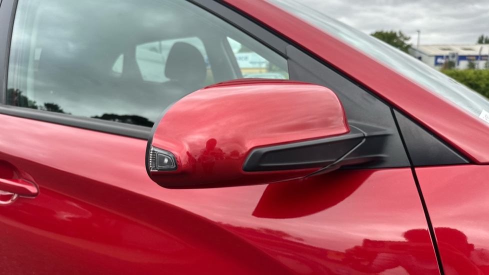 Hyundai KONA 1.6 GDi Hybrid Premium 5dr DCT Hybrid Hatchback - Image 28
