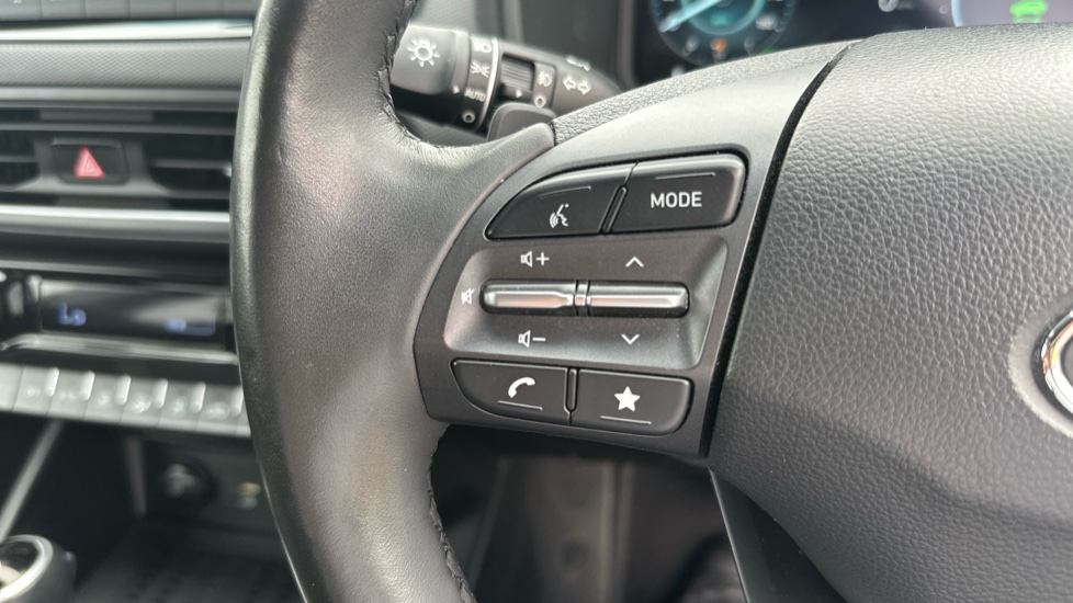 Hyundai KONA 1.6 GDi Hybrid Premium 5dr DCT Hybrid Hatchback - Image 36