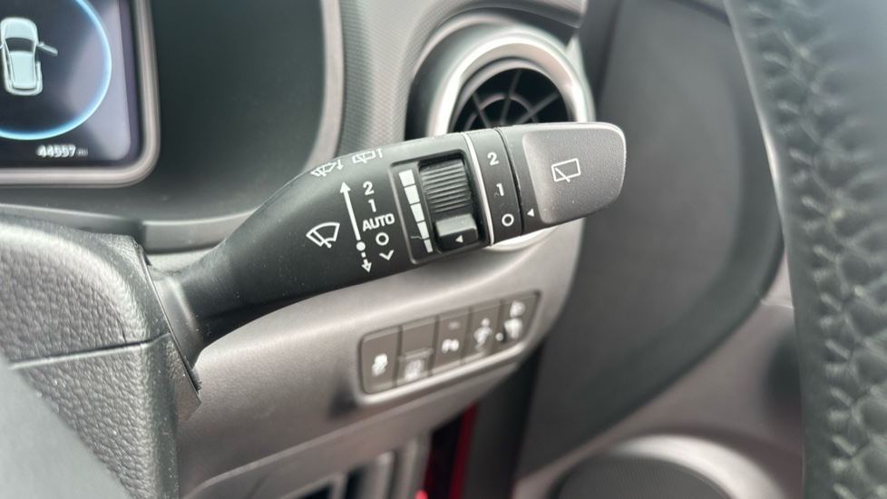 Hyundai KONA 1.6 GDi Hybrid Premium 5dr DCT Hybrid Hatchback - Image 39