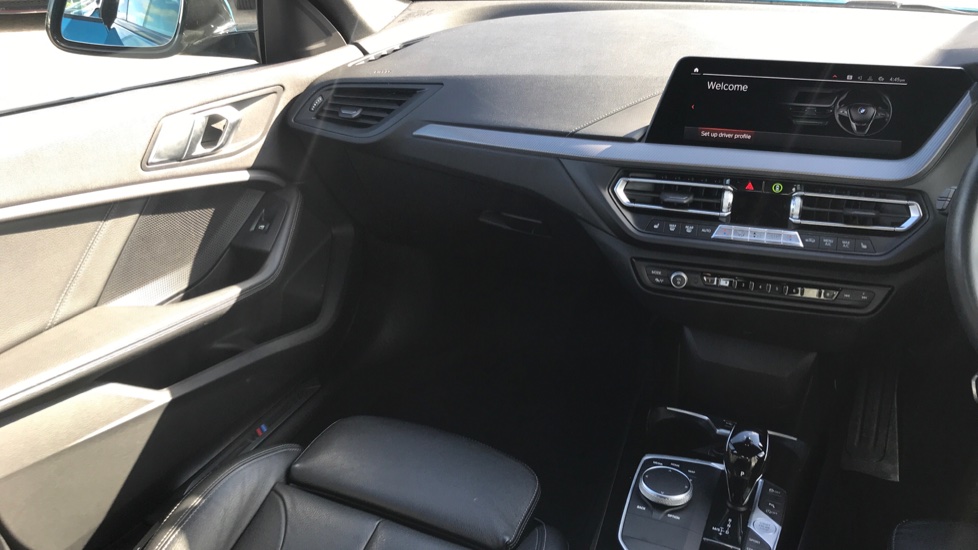 BMW 2 Series 218i [136] M Sport 4dr DCT Petrol Saloon - Image 14