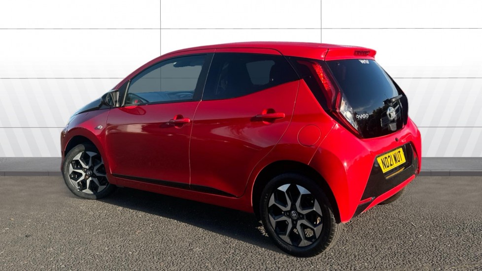 Toyota Aygo 1.0 VVT-i X-Trend TSS 5dr x-shift Petrol Hatchback - Image 2