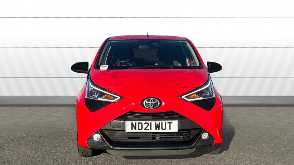 Toyota Aygo 1.0 VVT-i X-Trend TSS 5dr x-shift Petrol Hatchback - Image 3