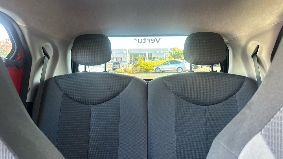 Toyota Aygo 1.0 VVT-i X-Trend TSS 5dr x-shift Petrol Hatchback - Image 15