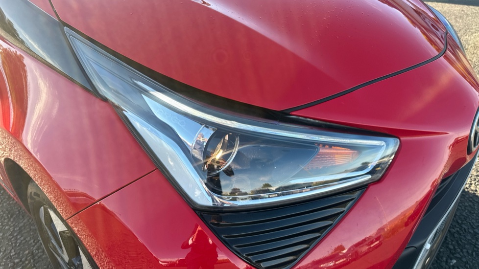 Toyota Aygo 1.0 VVT-i X-Trend TSS 5dr x-shift Petrol Hatchback - Image 36