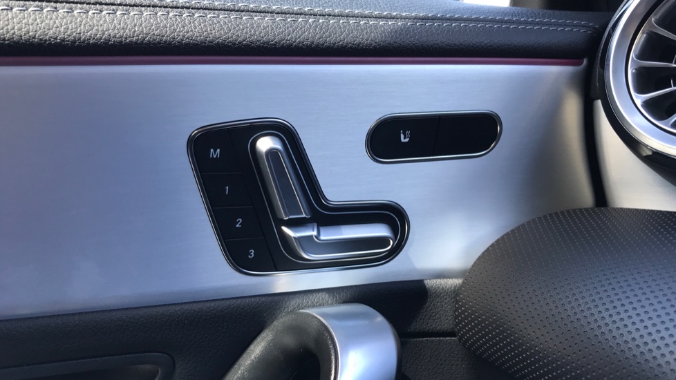Mercedes-Benz CLA 180 AMG Line Premium Plus 4dr Tip Auto Petrol Saloon - Image 33
