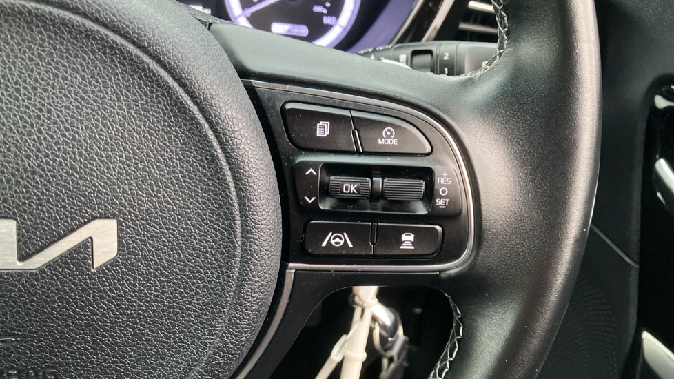 Kia Niro 1.6 GDi Hybrid Connect 5dr DCT Hybrid Estate - Image 35