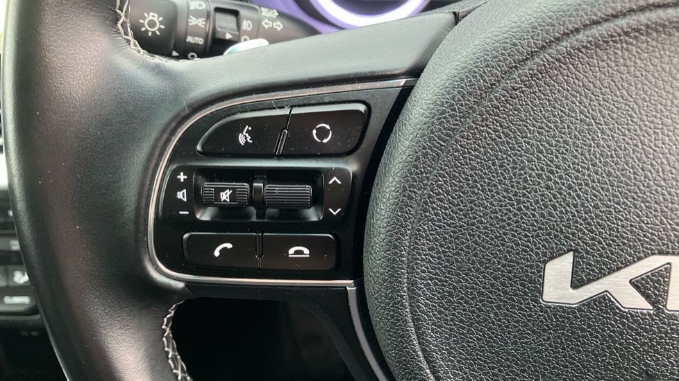 Kia Niro 1.6 GDi Hybrid Connect 5dr DCT Hybrid Estate - Image 38