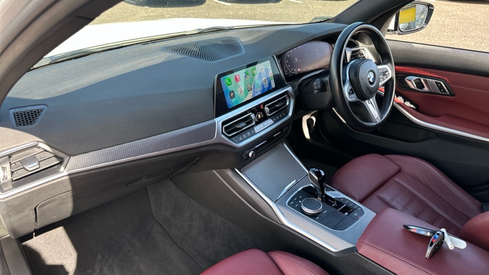 BMW 3 Series 320i M Sport 4dr Step Auto Petrol Saloon - Image 9