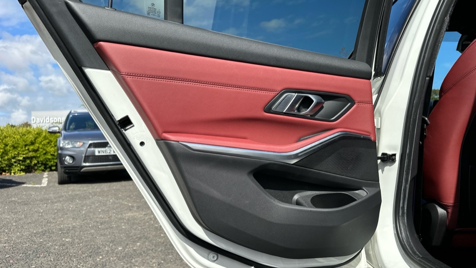 BMW 3 Series 320i M Sport 4dr Step Auto Petrol Saloon - Image 23