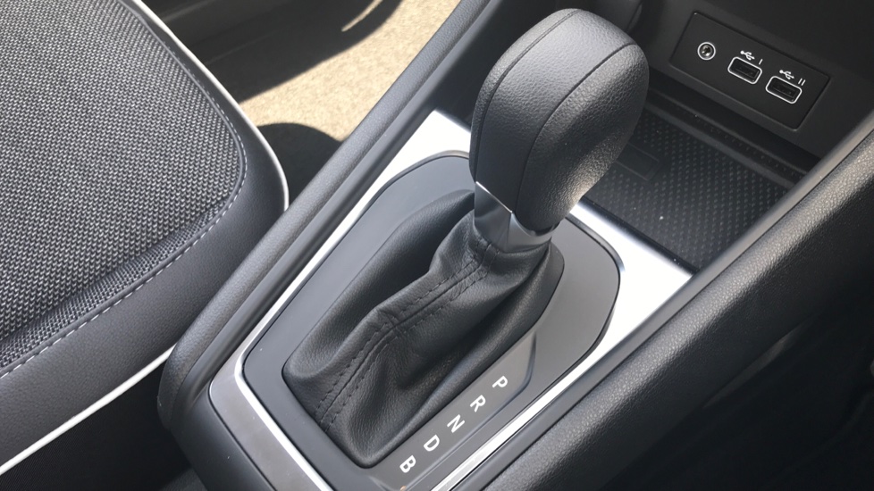 Renault Captur 1.6 E-Tech full hybrid 145 Techno 5dr Auto Hybrid Hatchback - Image 37