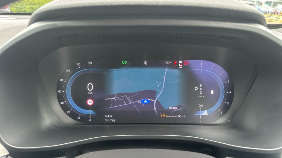Volvo XC40 2.0 B4P Plus Dark 5dr Auto Petrol Estate - Image 18