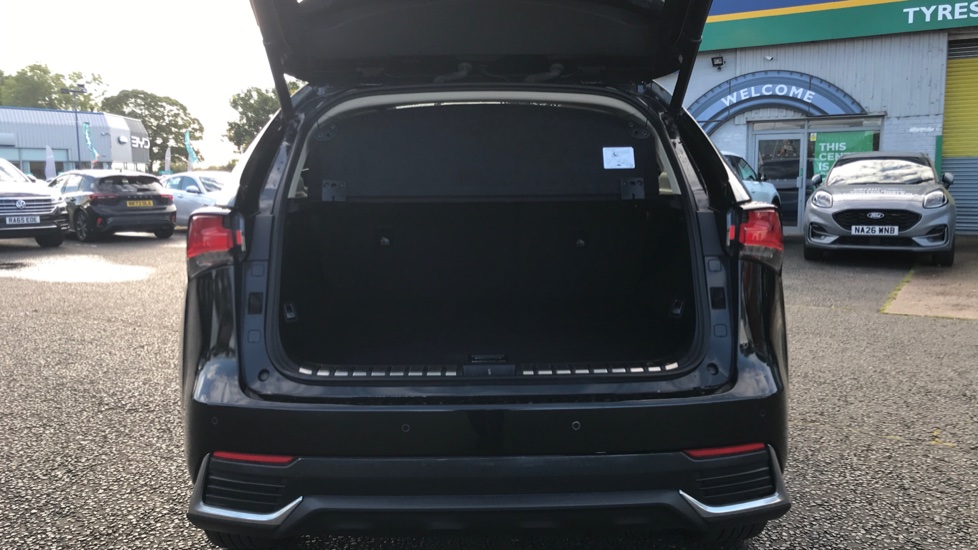 Lexus NX 300h 2.5 5dr CVT [8 Inch Nav] Hybrid Estate - Image 4