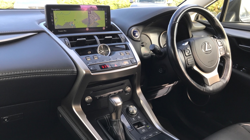 Lexus NX 300h 2.5 5dr CVT [8 Inch Nav] Hybrid Estate - Image 9