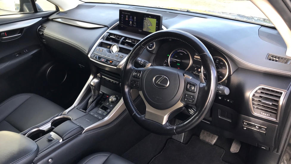 Lexus NX 300h 2.5 5dr CVT [8 Inch Nav] Hybrid Estate - Image 11