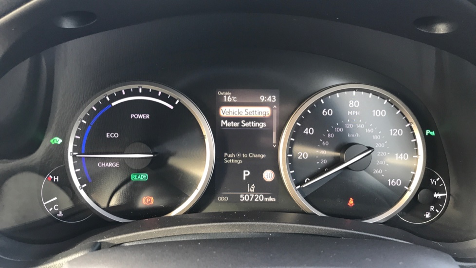 Lexus NX 300h 2.5 5dr CVT [8 Inch Nav] Hybrid Estate - Image 18